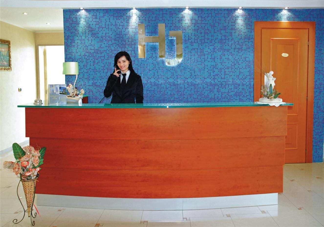 Hotel Jolly โมดูโญ ภายนอก รูปภาพ
