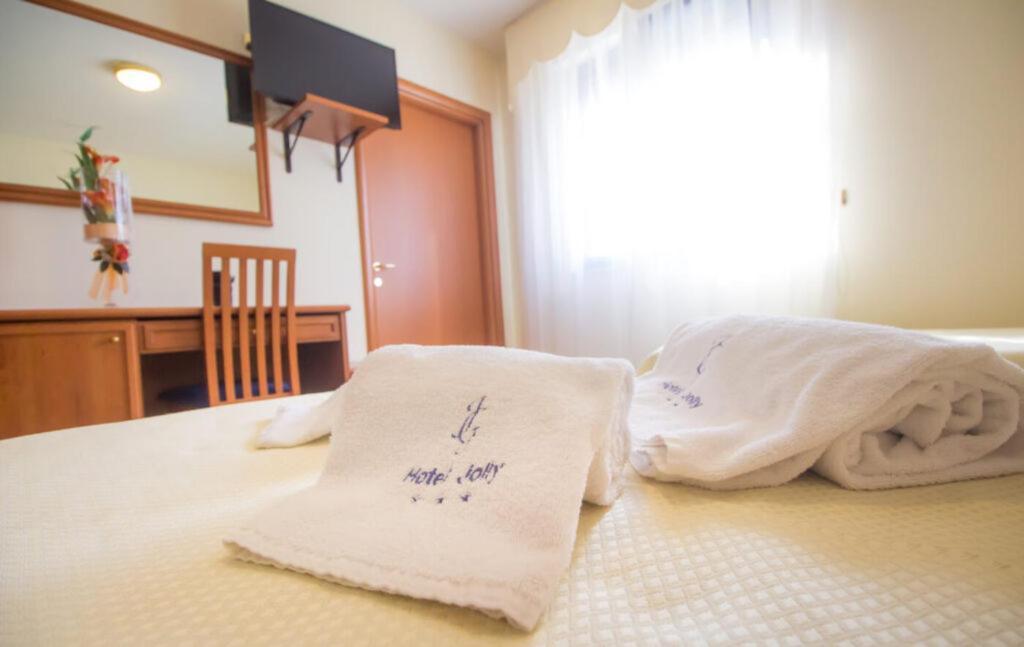 Hotel Jolly โมดูโญ ภายนอก รูปภาพ